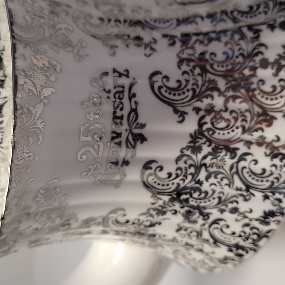 Royal windsor teapots 25th anniversary - Picture 2 of 7